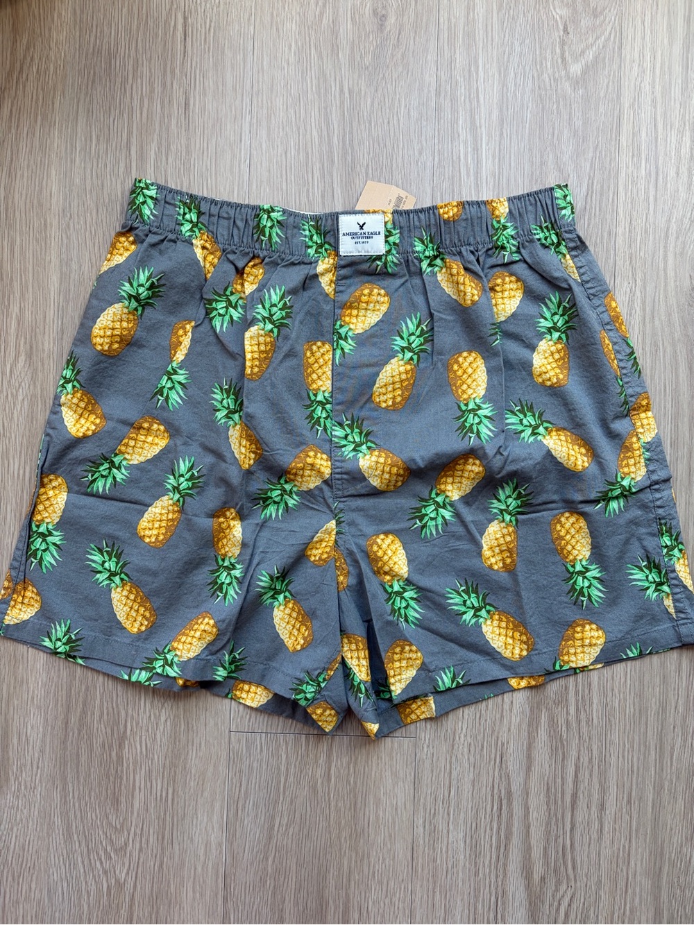 Grey Pinapple Box